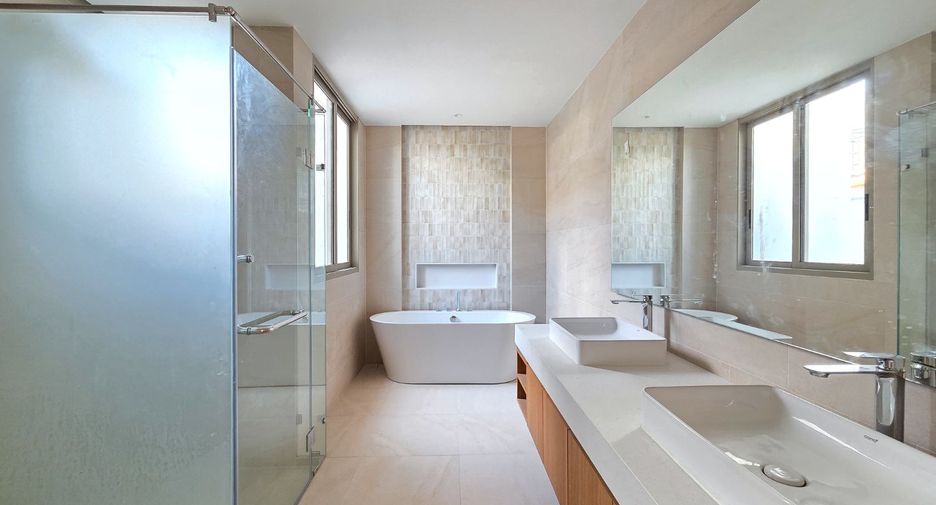 Villa en venta de 4 habitaciones en Thalang, Phuket