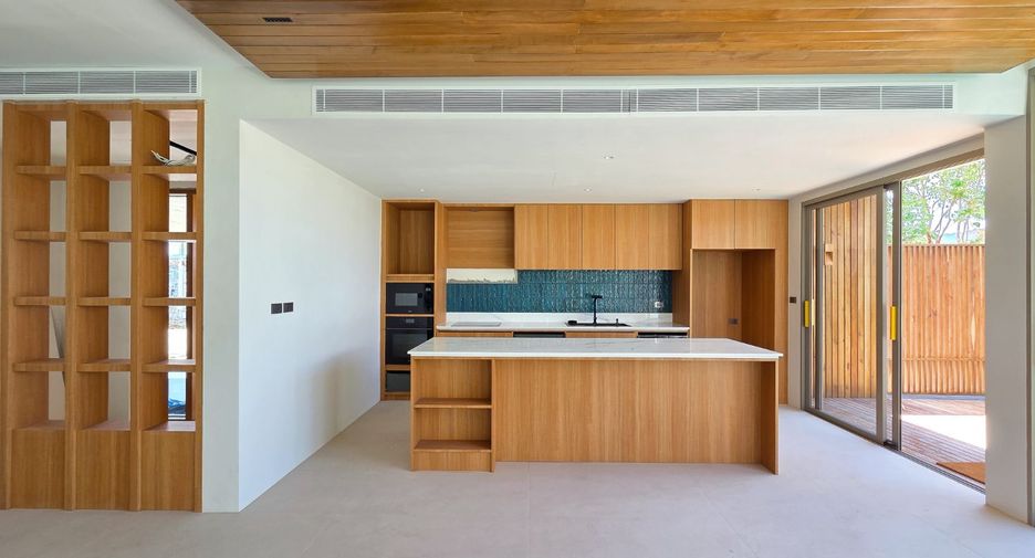 Villa en venta de 4 habitaciones en Thalang, Phuket