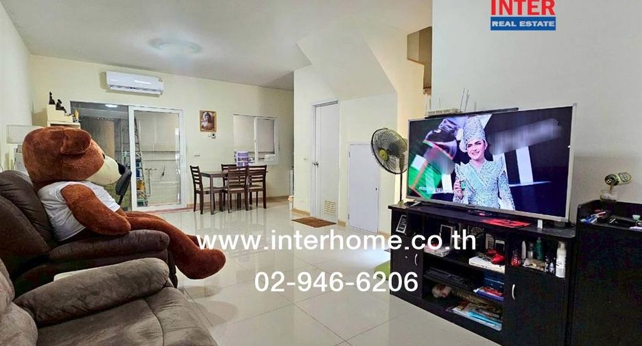 À vendre 3 chambres maison de ville à Mueang Nonthaburi, Nonthaburi