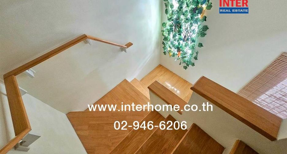 À vendre 3 chambres maison de ville à Mueang Nonthaburi, Nonthaburi