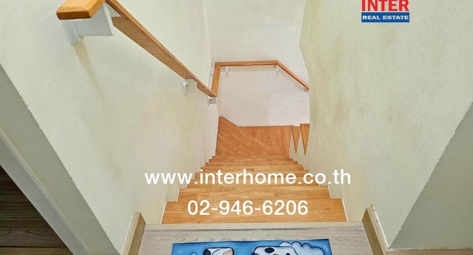À vendre 3 chambres maison de ville à Mueang Nonthaburi, Nonthaburi