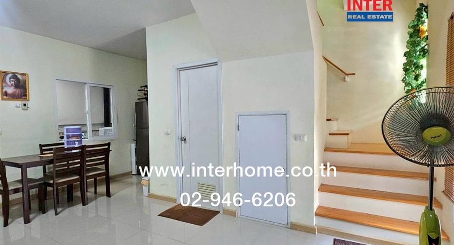 À vendre 3 chambres maison de ville à Mueang Nonthaburi, Nonthaburi