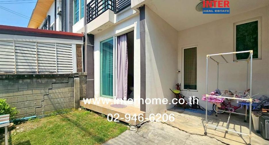 À vendre 3 chambres maison de ville à Mueang Nonthaburi, Nonthaburi