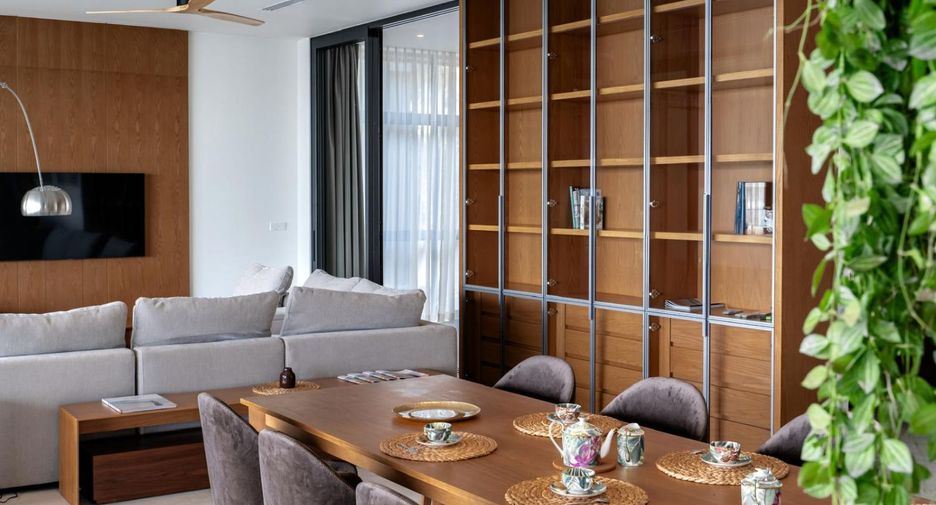 For sale 4 bedrooms villa in Mueang Phuket, Phuket