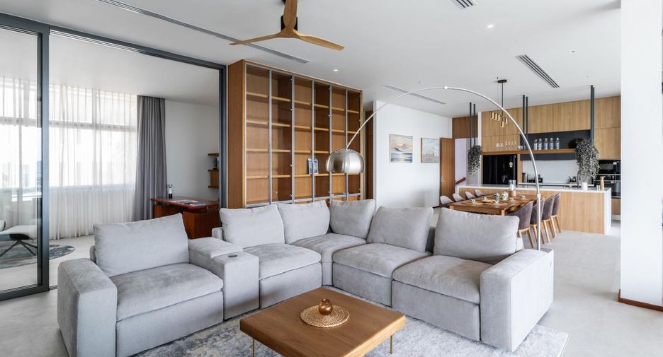 For sale 4 bedrooms villa in Mueang Phuket, Phuket
