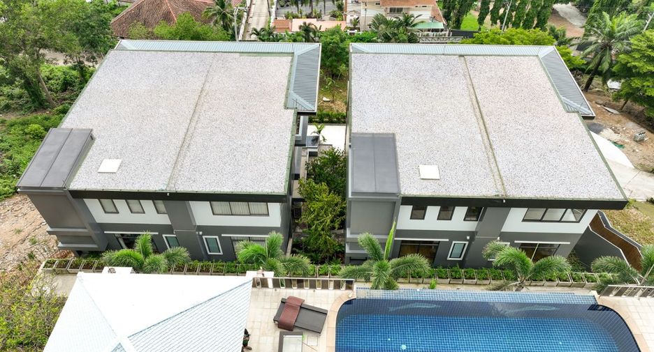 For sale 4 bedrooms villa in Mueang Phuket, Phuket