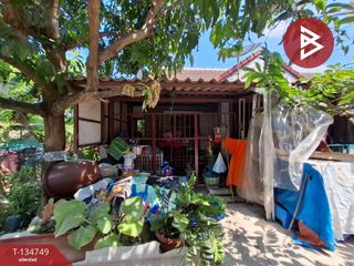 For sale 2 bedrooms townhouse in Phra Pradaeng, Samut Prakan