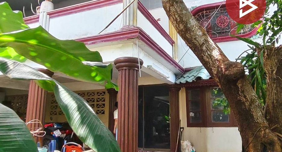 For sale 4 bedrooms house in Mueang Chanthaburi, Chanthaburi