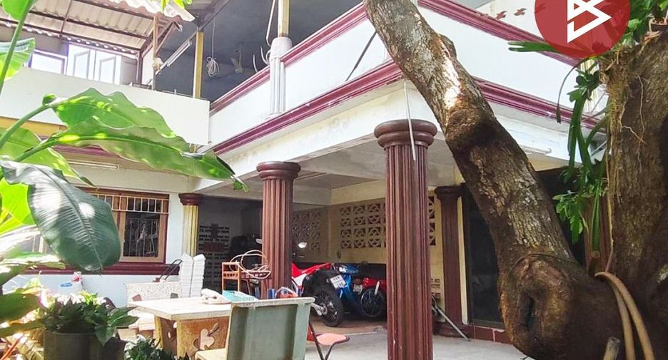 For sale 4 bedrooms house in Mueang Chanthaburi, Chanthaburi