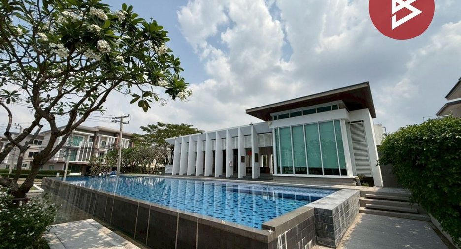 Casa adosada en venta de 3 habitaciones en Lak Si, Bangkok