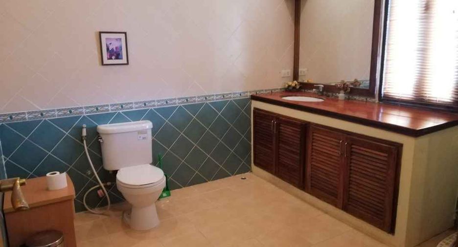 For sale 5 bedrooms house in Pai, Mae Hong Son