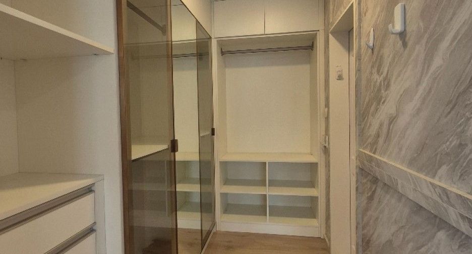 Haus zum Kauf mit 4 Zimmer in Bang Phli, Samut Prakan