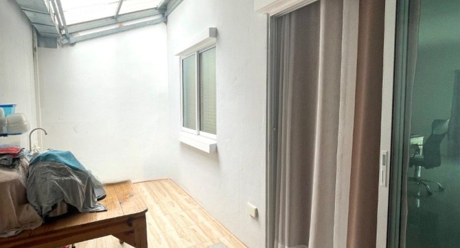 À vendre 3 chambres maison à Phan Thong, Chonburi