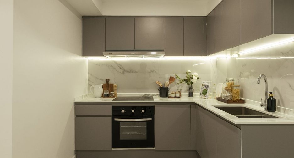 Casa adosada en venta de 3 habitaciones en Watthana, Bangkok