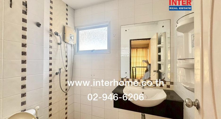 For sale 4 bedrooms house in Nong Khaem, Bangkok