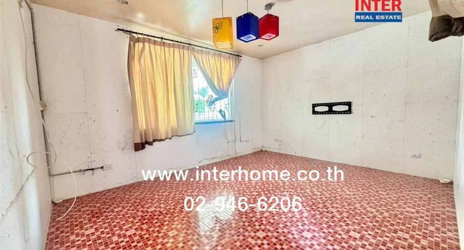 For sale 4 bedrooms house in Nong Khaem, Bangkok