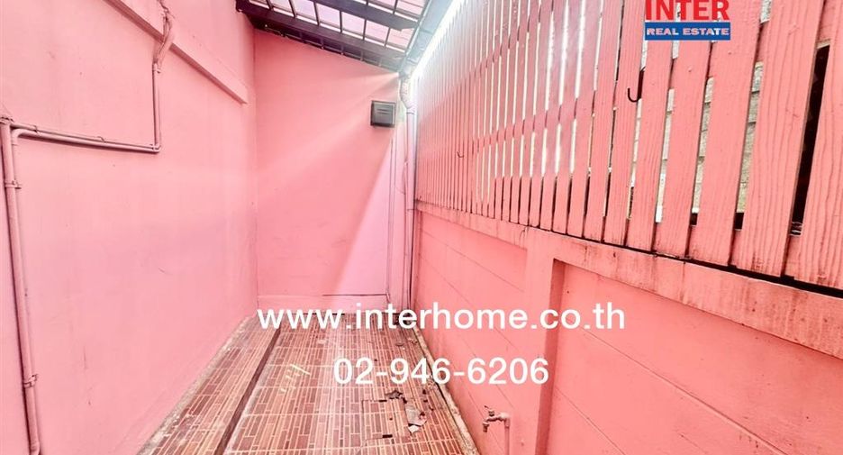 For sale 4 bedrooms house in Nong Khaem, Bangkok