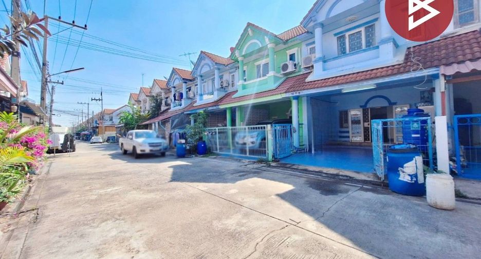 Casa adosada en venta de 3 habitaciones en Mueang Samut Sakhon, Samut Sakhon