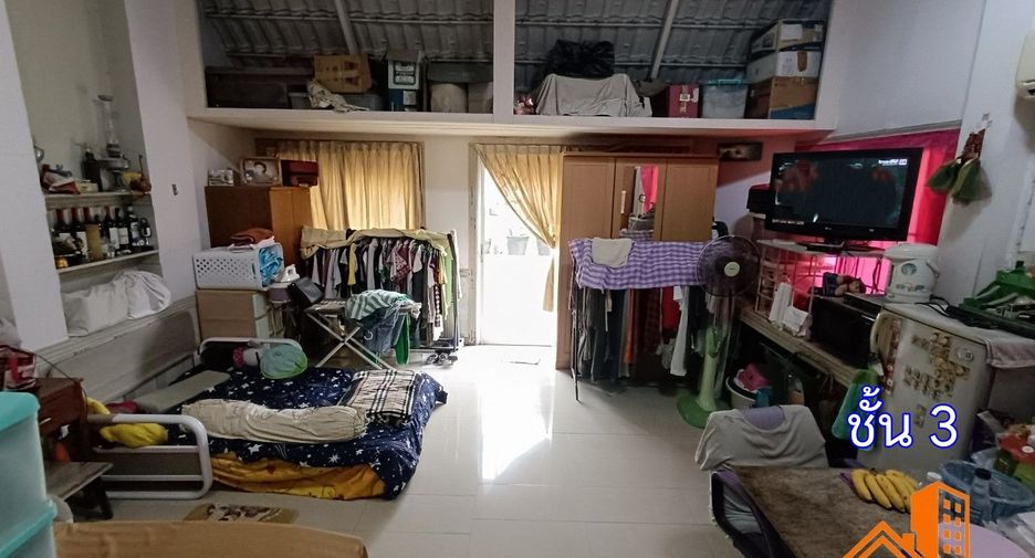 For sale 4 bedrooms townhouse in Bueng Kum, Bangkok