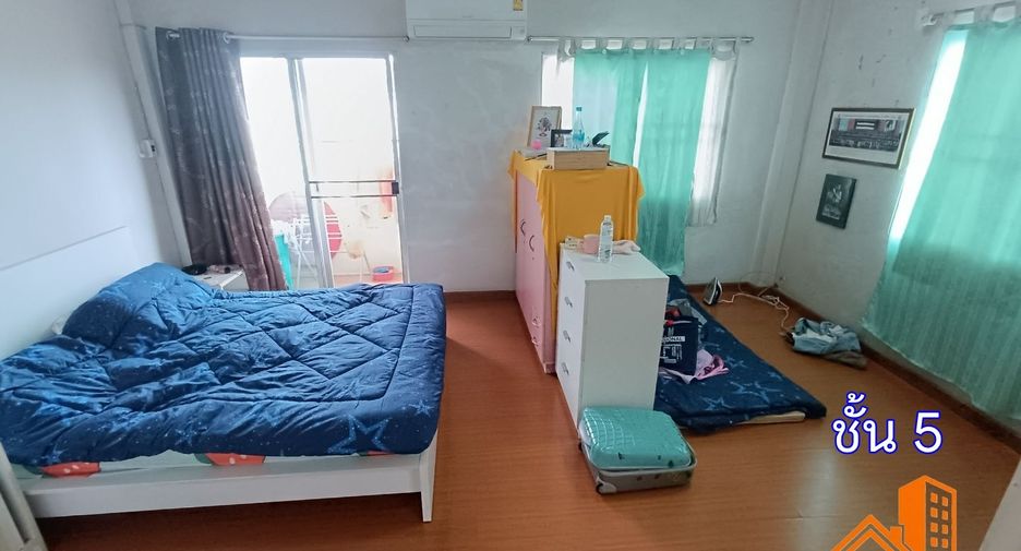 For sale 4 bedrooms townhouse in Bueng Kum, Bangkok