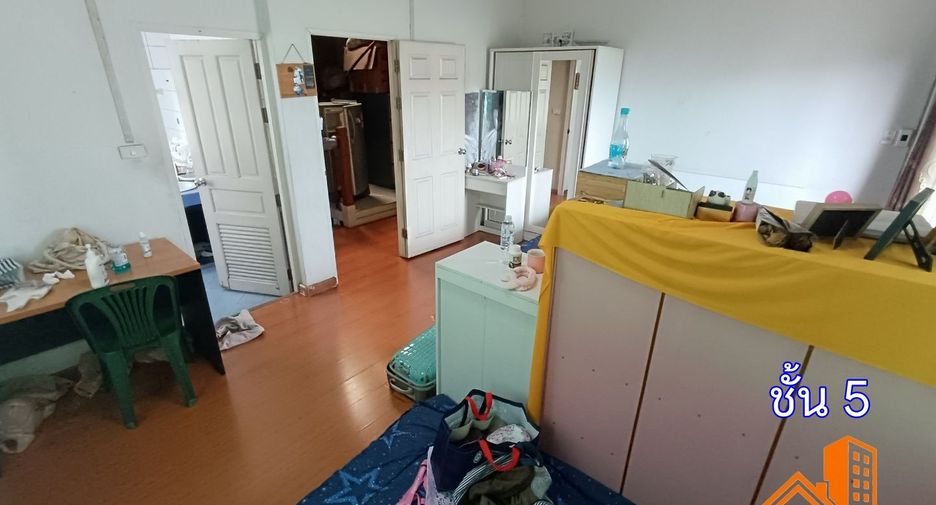 For sale 4 bedrooms townhouse in Bueng Kum, Bangkok