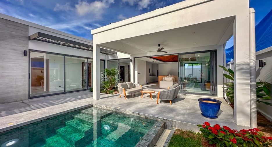 For sale 4 bedrooms villa in Mueang Phuket, Phuket