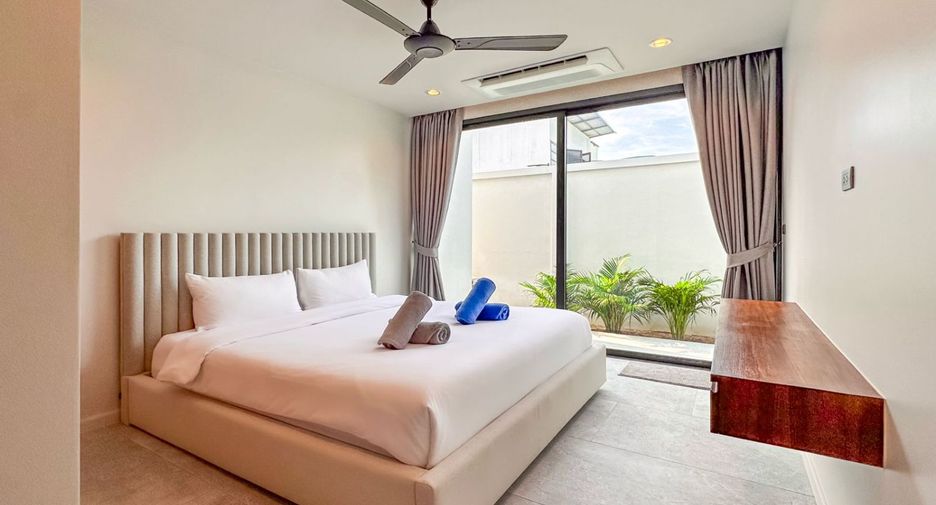 For sale 4 bedrooms villa in Mueang Phuket, Phuket