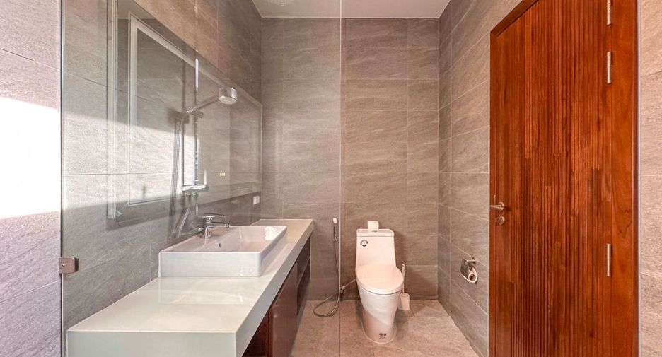 For sale 4 bedrooms villa in Mueang Phuket, Phuket