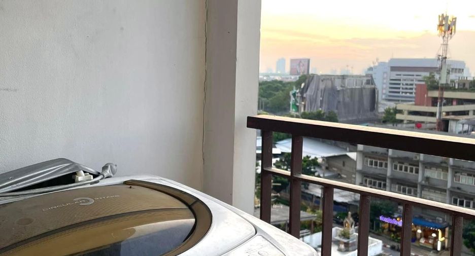Condo en alquiler de 1 habitaciones en Khlong Toei, Bangkok