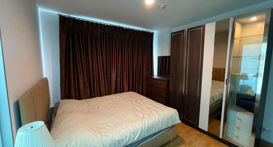 Condo en alquiler de 1 habitaciones en Khlong Toei, Bangkok