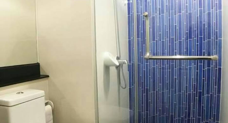 For rent 1 bed condo in Phra Khanong, Bangkok