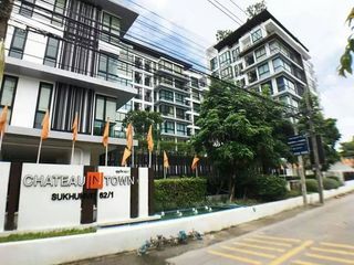 Condo en alquiler de 1 habitaciones en Phra Khanong, Bangkok