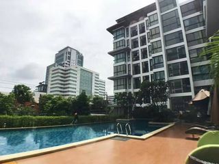 Condo en alquiler de 1 habitaciones en Phra Khanong, Bangkok