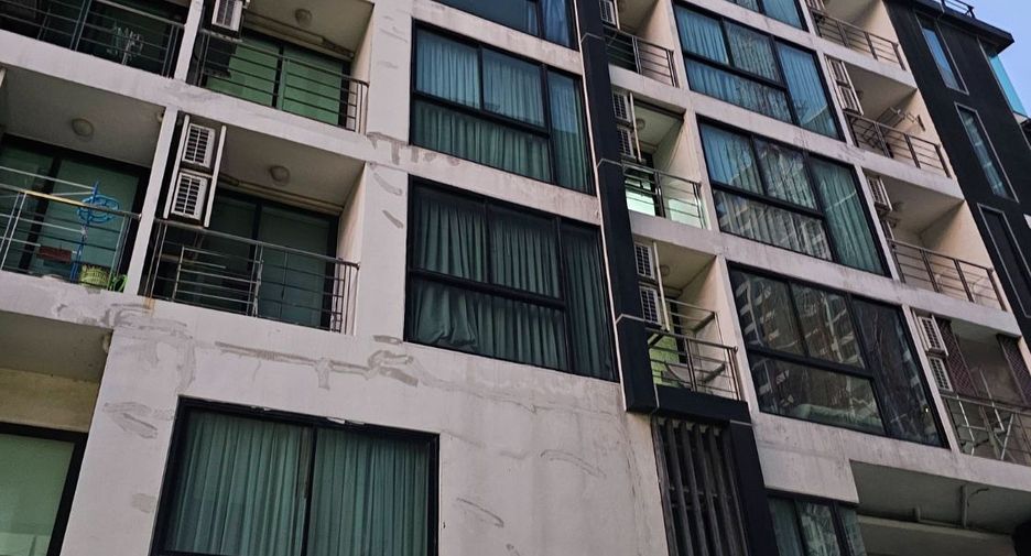 For rent 1 bed condo in Khlong Toei, Bangkok