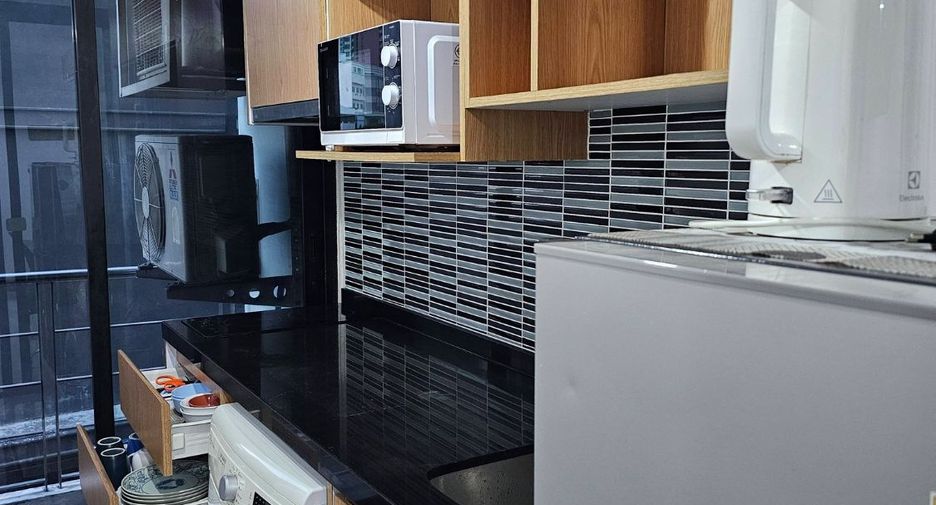 For rent 1 bed condo in Khlong Toei, Bangkok