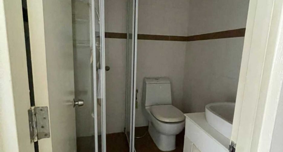 出租 2 卧室 公寓 在 Khlong Toei, 曼谷