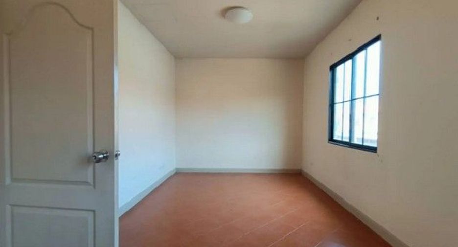 Продажа 1 кровать таунхаус в Phra Nakhon Si Ayutthaya, Phra Nakhon Si Ayutthaya