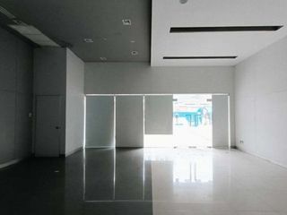 Oficina en venta de 1 habitaciones en Phra Nakhon Si Ayutthaya, Phra Nakhon Si Ayutthaya