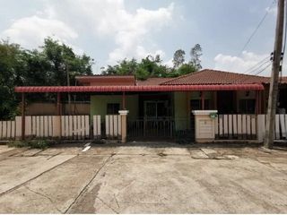 For sale 1 Beds townhouse in Prachantakham, Prachin Buri