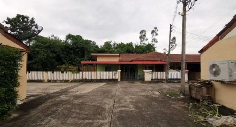For sale 1 bed townhouse in Prachantakham, Prachin Buri
