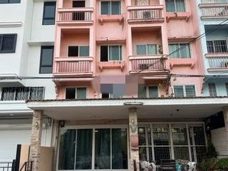 For rent 5 bedrooms retail Space in Don Mueang, Bangkok