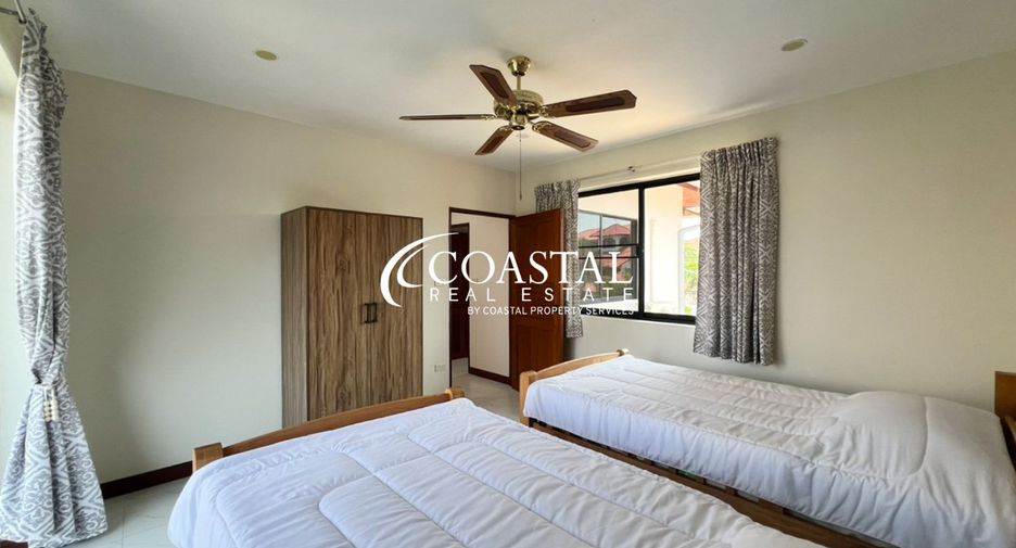 For sale 5 bedrooms house in Bang Lamung, Chonburi