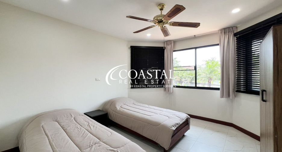 For sale 5 bedrooms house in Bang Lamung, Chonburi