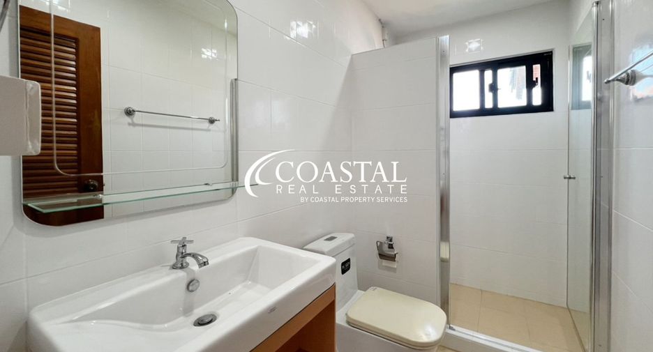 For sale 5 bedrooms house in Bang Lamung, Chonburi