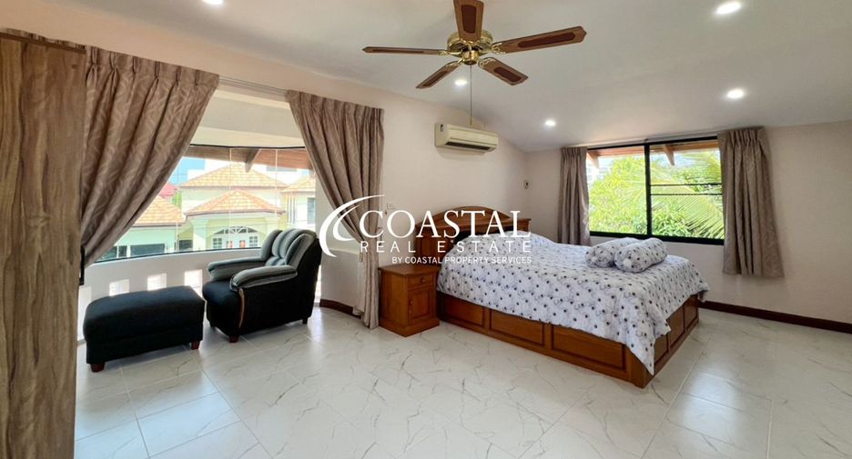 For sale 5 bedrooms house in Bang Lamung, Chonburi