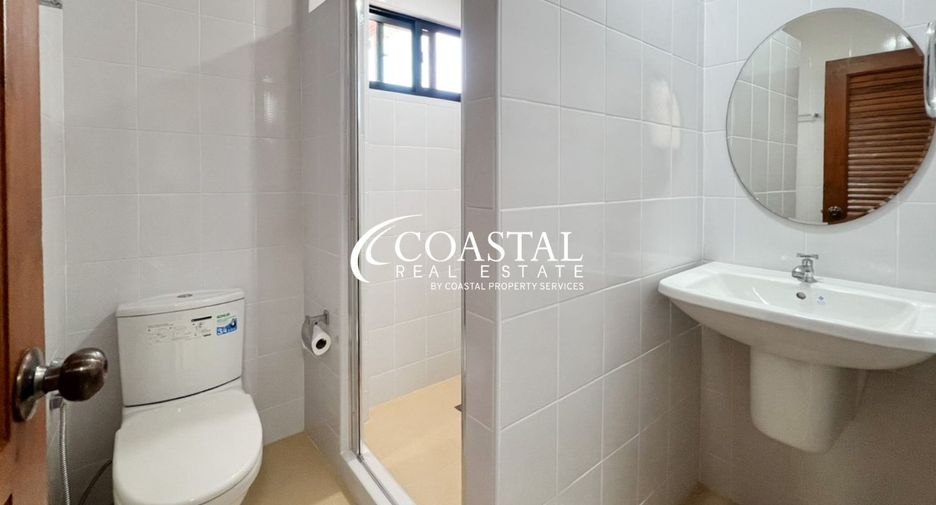 For sale 5 bedrooms house in Bang Lamung, Chonburi