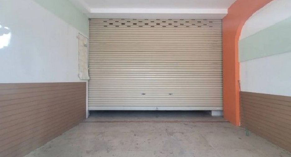 For sale 4 bedrooms retail Space in Kui Buri, Prachuap Khiri Khan