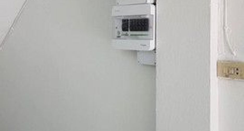 For rent 2 bedrooms retail Space in Khan Na Yao, Bangkok