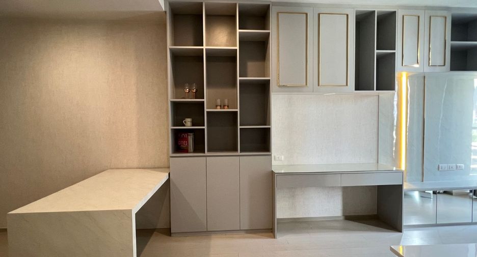 For sale 1 bed condo in Pathum Wan, Bangkok