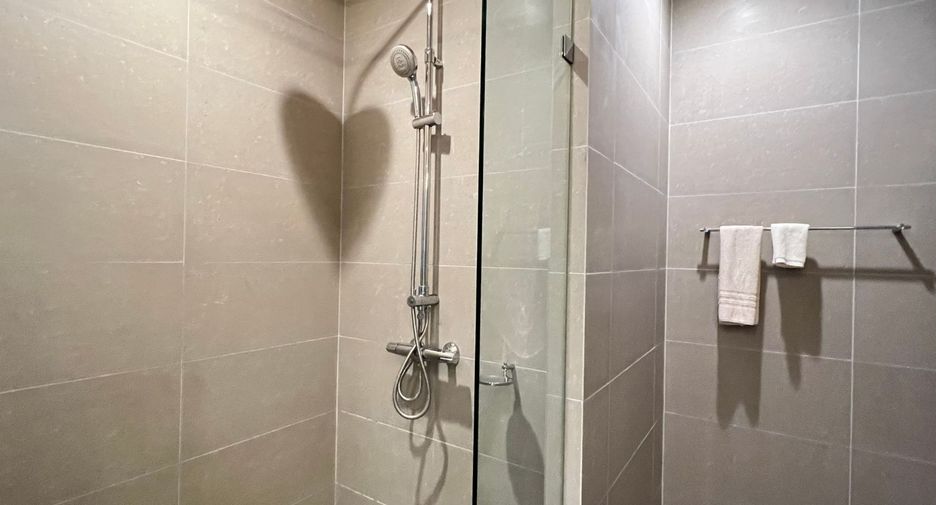 For sale 1 bed condo in Pathum Wan, Bangkok